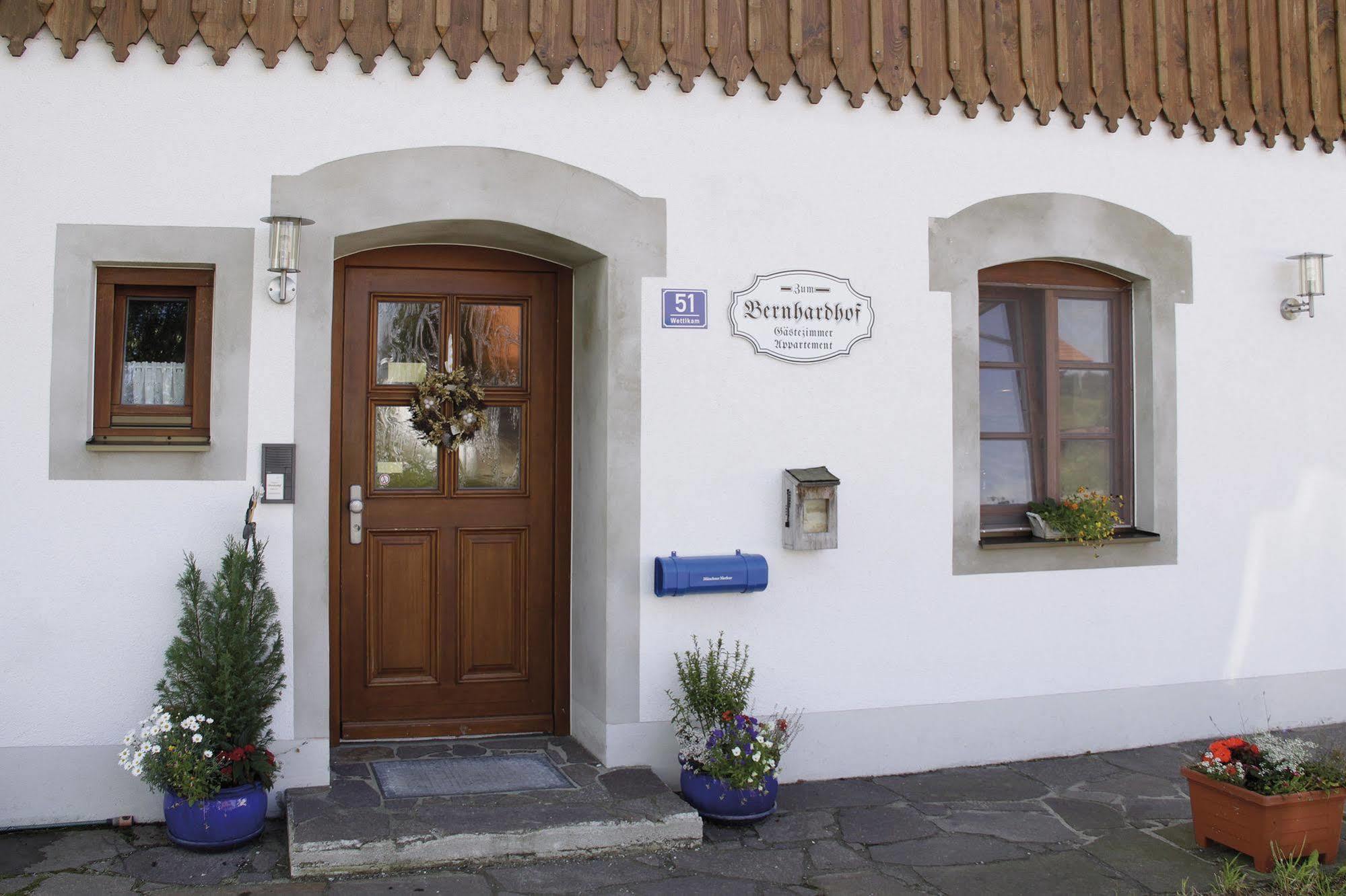 Pension Bernhardhof Otterfing Exterior photo